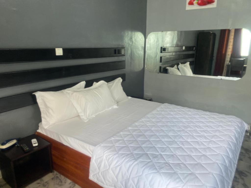 Sunrise Center Bonapriso 111 Hotel Douala Kültér fotó